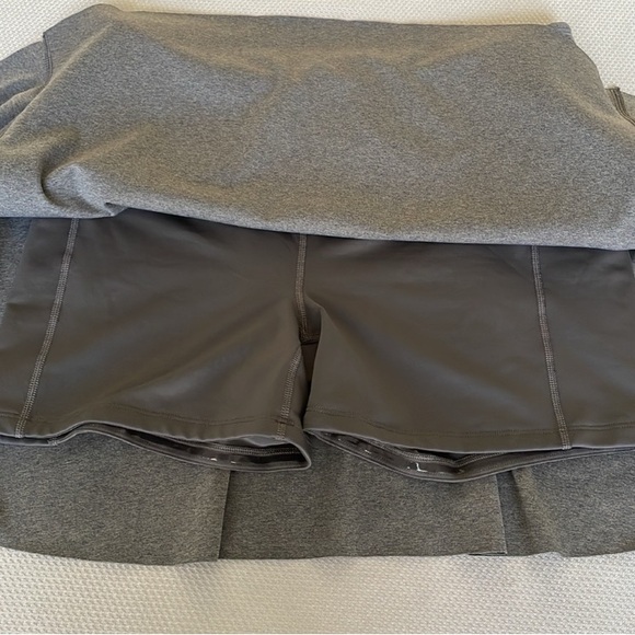 Athleta Gray Match Point Skort Size Medium - Picture 8 of 11